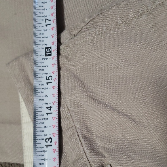 Lacoste - Picture 8 of 10